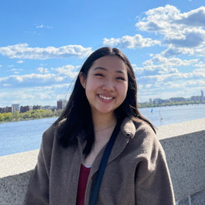 Meet your Posher, Ariana